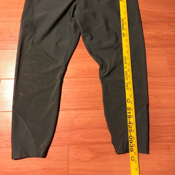 Old Navy Powersoft Crop Leggings - Picture 9 of 9